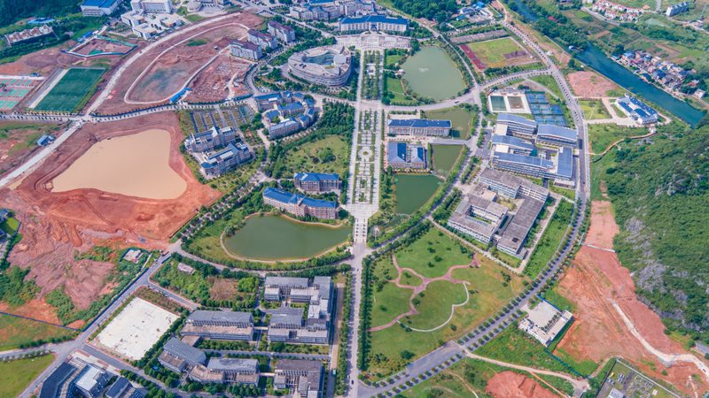 上海芯片设计公司分类解析：如何选择合适的设计方案